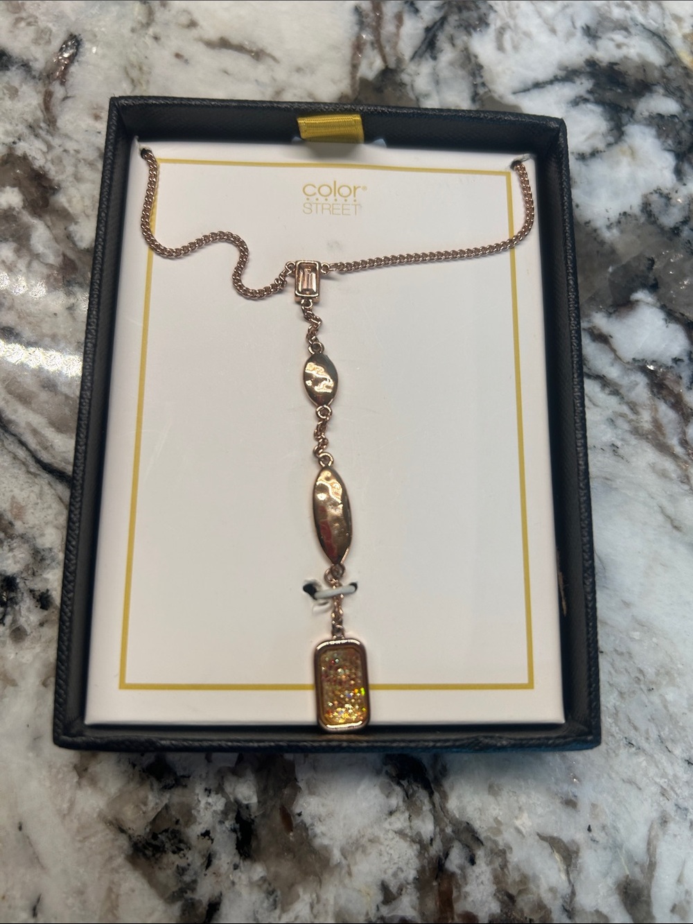 Color Street Rose Gold Lariat Necklace with Glittering Rectangular Pendant